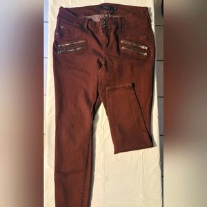 Ladies Torrid size 14R marroon stretch denim jeans.  Zipper detail. Comfortable